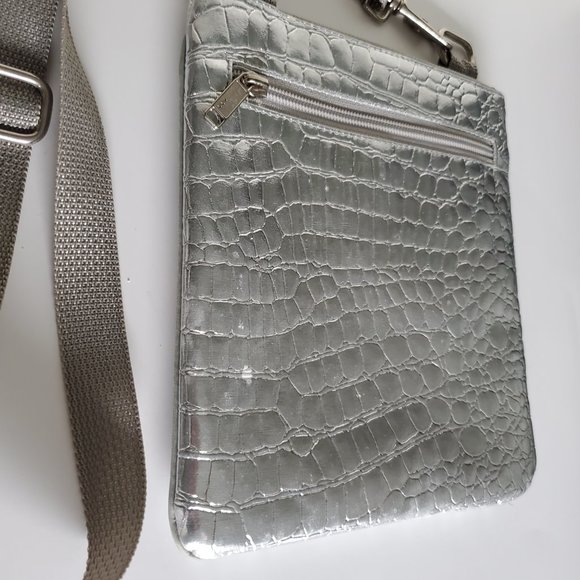 Vintage Shiny Silver Embossed Croc Crossbody Bag Adjustable Band Strap Quality - Picture 6 of 11